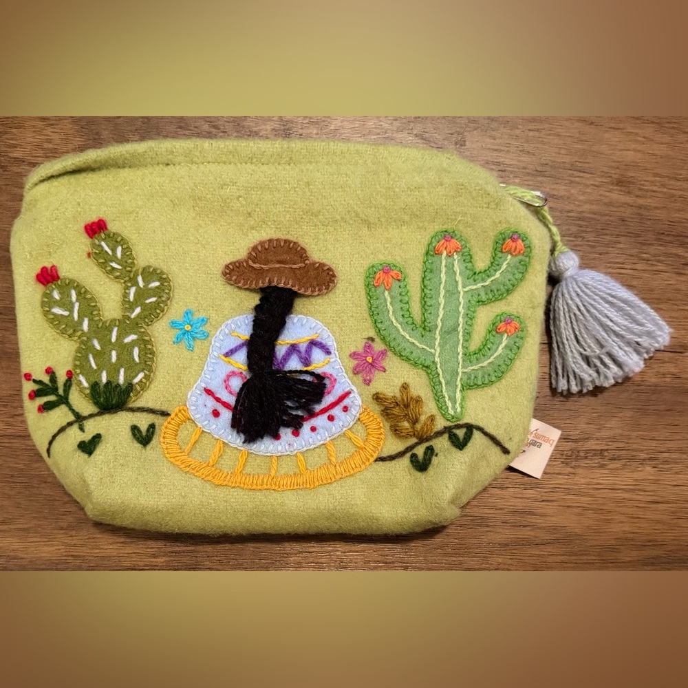 100% Wool Green Embroidered Pouch with Cactus Motif